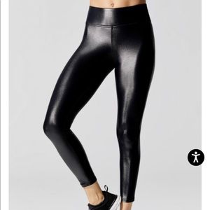 Carbon 38 High Rise Takara Shine 7/8 Leggings